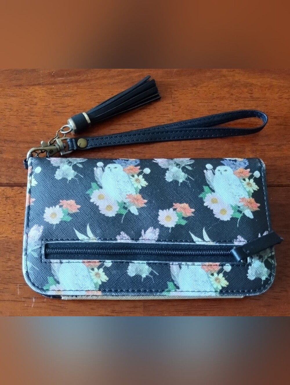 Unbranded Wristlet